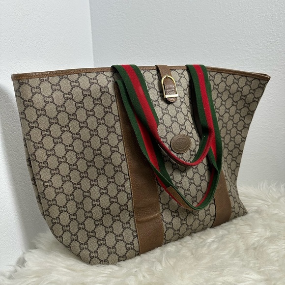 💯 Authentic Gucci Plus Vintage Monogram Tote with Cherryline 🍀 - Picture 5 of 15